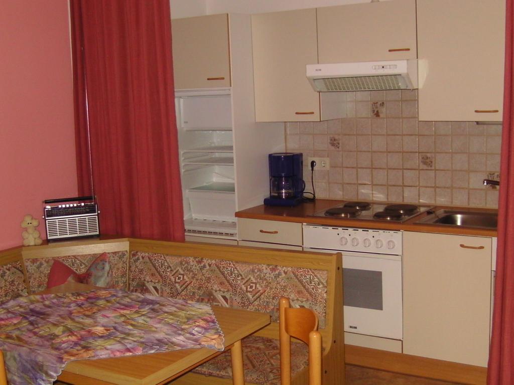 Appartement Ria Бад Клайнкирххайм Стая снимка