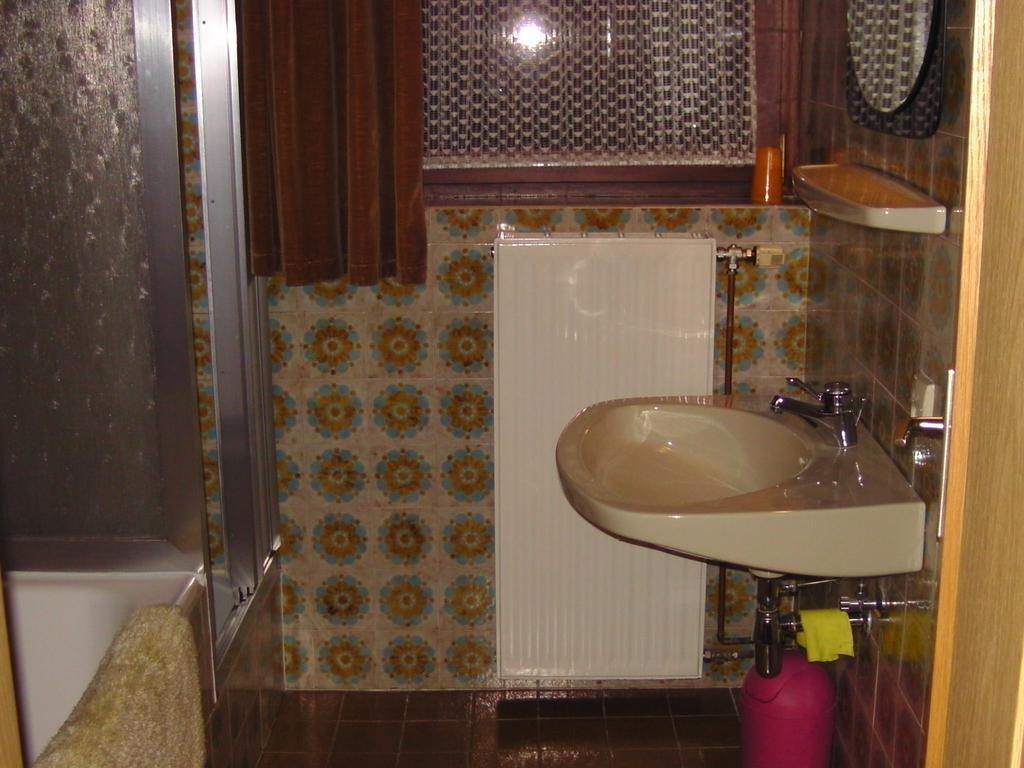Appartement Ria Бад Клайнкирххайм Стая снимка