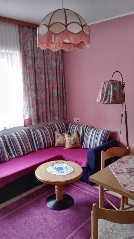Appartement Ria Бад Клайнкирххайм Екстериор снимка